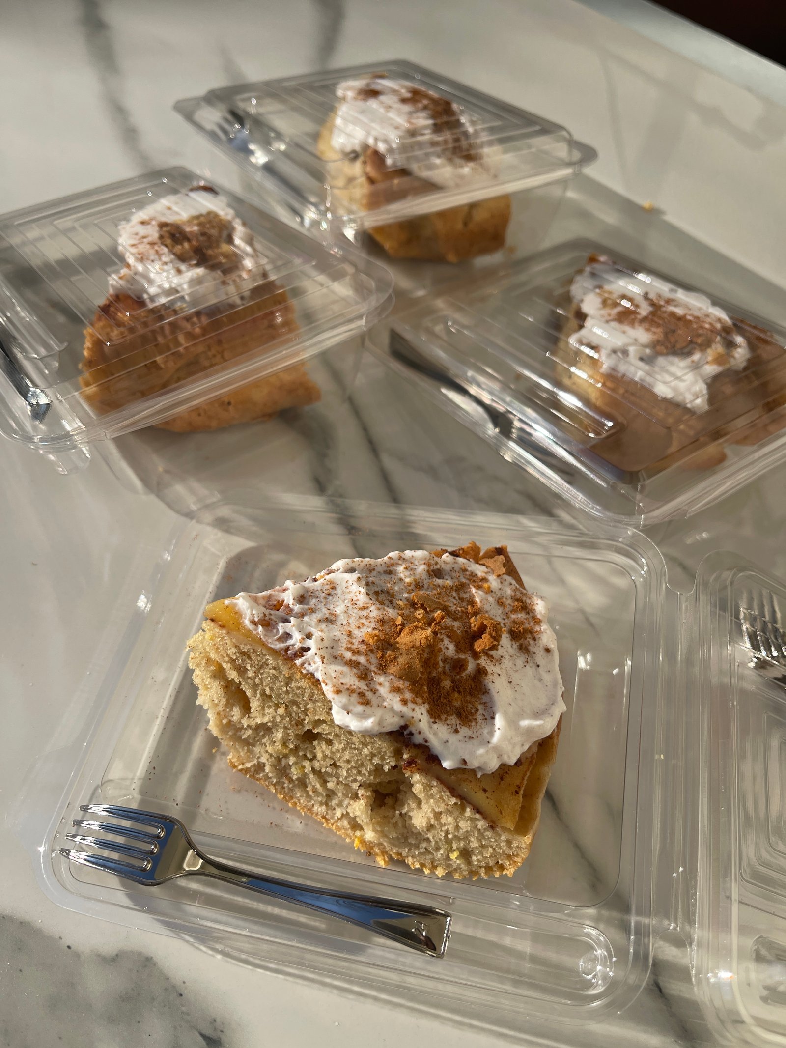 Cinnamon winter cake